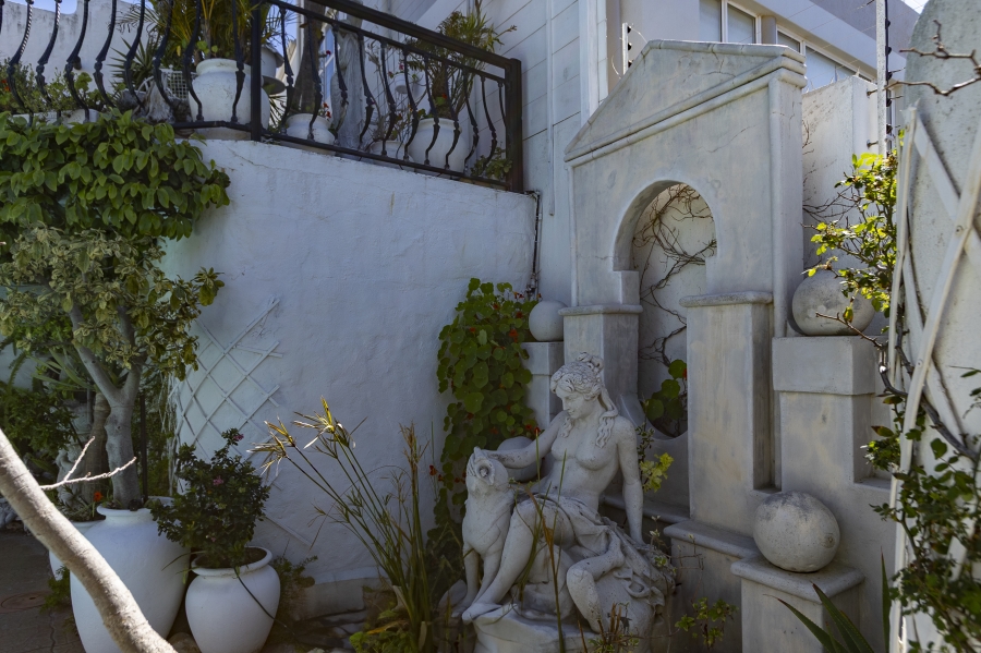 5 Bedroom Property for Sale in Lochnerhof Western Cape